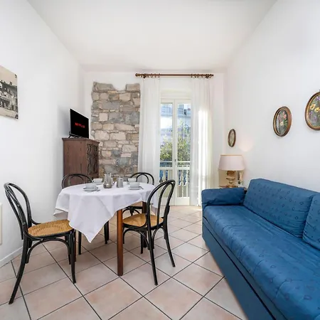 Villa In Giulia *